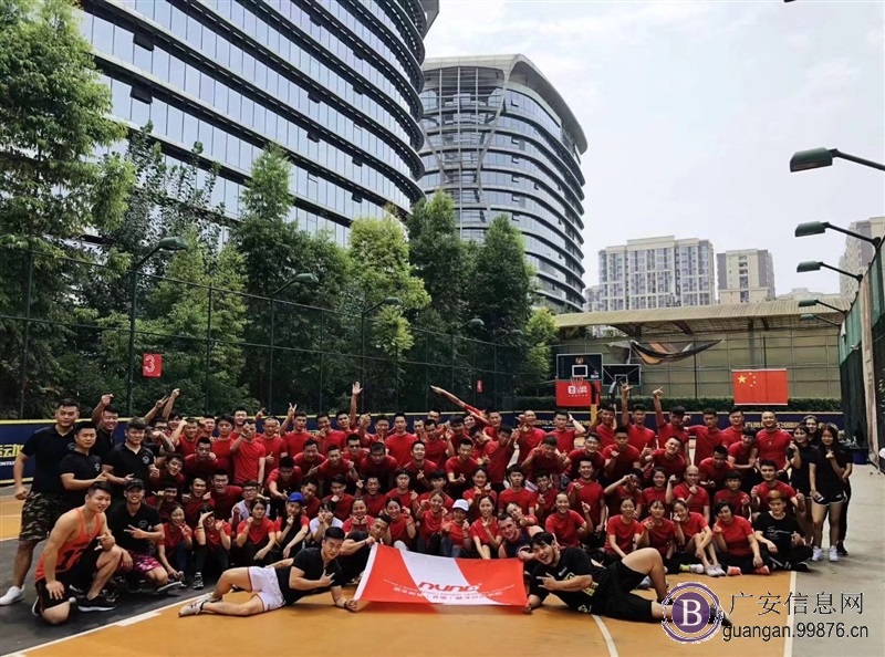 0基础健身教练包吃住+五险